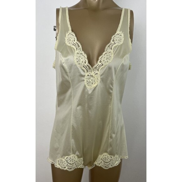 Vintage Vassarette Women's 36 Yellow Nylon Romper Teddy Lingerie - Picture 1 of 11